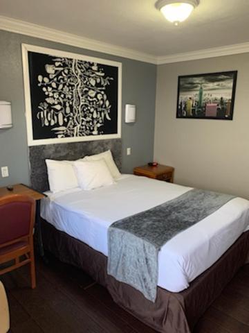 Uptown Motel